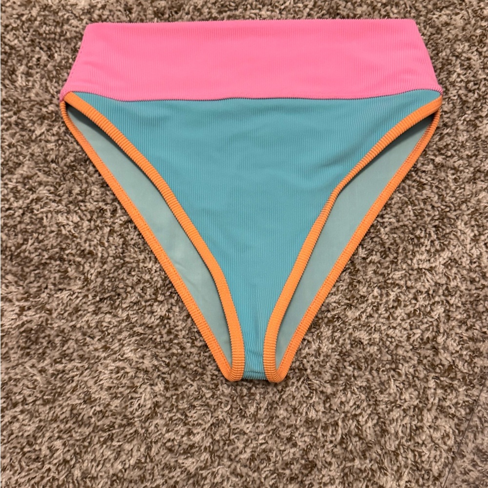 Beach Riot 
Emmy Bottoms Crush color Block